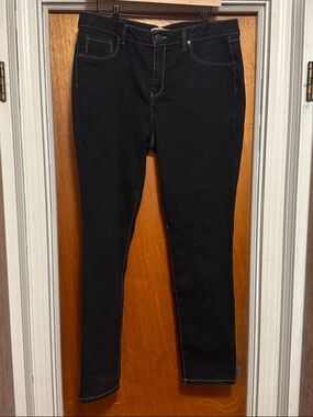 d. jeans New York Sz 16 Black with yellow/gold stitching